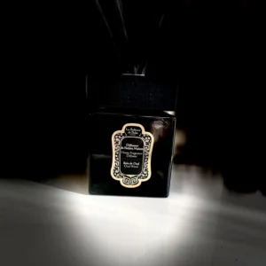 LA SULTANE DE SABA Oud – Difuzorius - medienos namų kvepalai / Home fragrance diffuser oud wood 200 ml