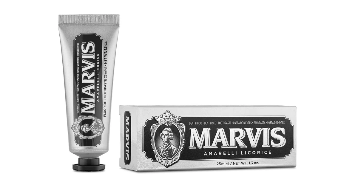 marvis_amarelli-licorice-saldymedzio-ir-metu-skonio-dantu-pasta-25ml-8004395111343 Whitening Mint Balinanti mėtų skonio dantų pasta, 85 ml