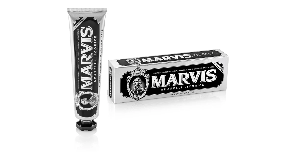 marvis_amarelli-licorice-saldymedzio-ir-metu-skonio-dantu-pasta-85ml-8004395111749 Whitening Mint Balinanti mėtų skonio dantų pasta, 85 ml