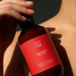 HER OWN ALONE Body Serum (Feel Me Soft) – intensyviai drėkinantis kūno serumas, 270 ml - Paveikslėlis 3